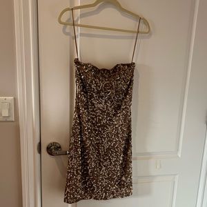 Alice & Olivia sequins strapless dress, size 6.